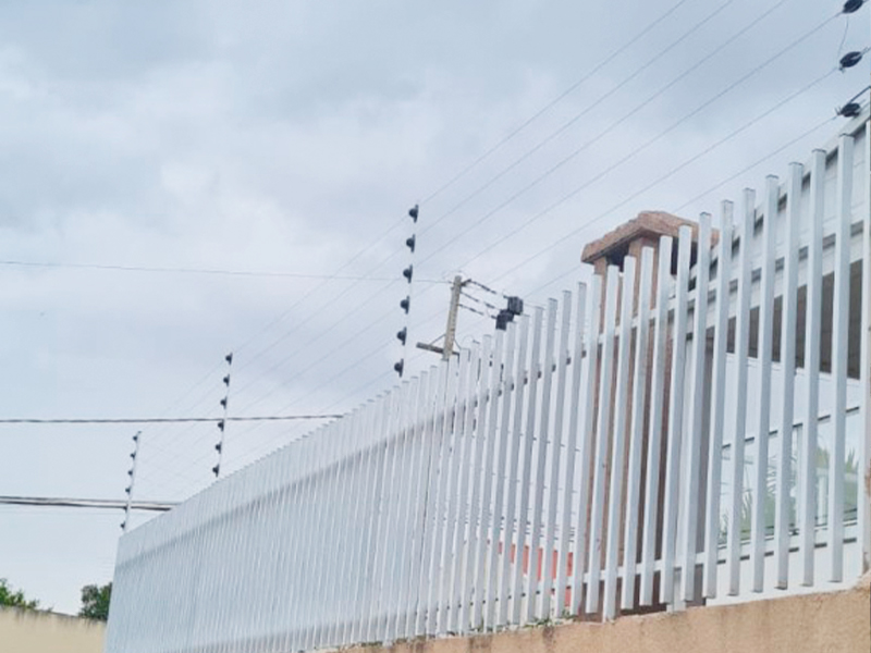 Diferença entre Cerca Elétrica Residencial, Comercial e Industrial: Entenda Qual é a Melhor Opção para Cada Imóvel | Shopping da Cerca Elétrica