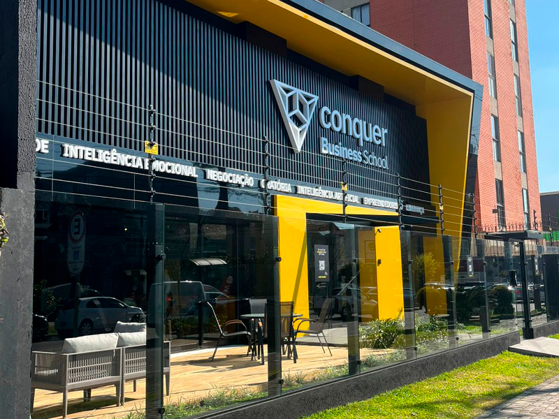 Segurança Perimetral: Como Proteger os Limites do Seu Imóvel Contra Invasões | Shopping da Cerca Elétrica